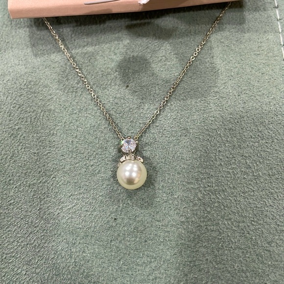 Pearl necklace